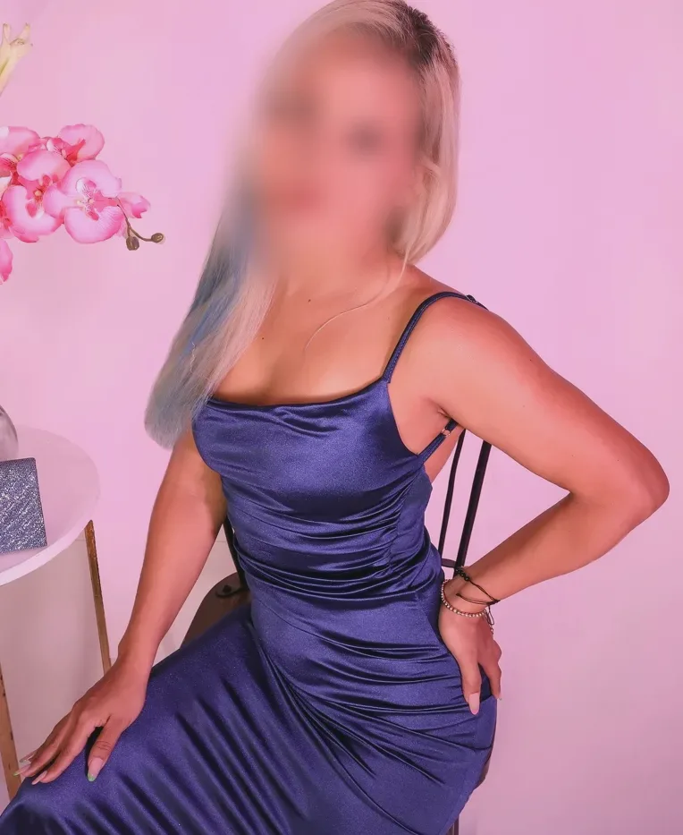 Angela, 36 anni
